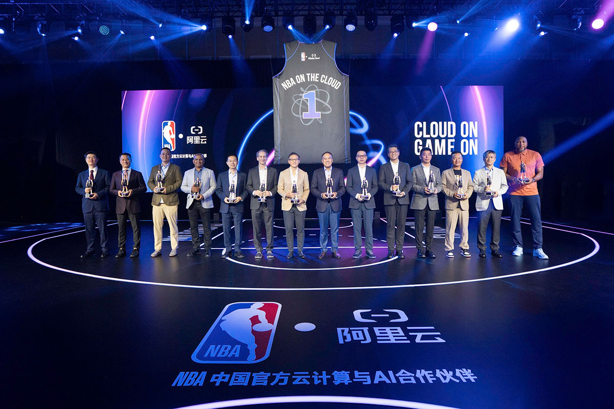 NBA China และ Alibaba Cloud ประกาศความร่วมมือระยะเวลาหลายปี เพื่อพลิกโฉมการสร้างการมีส่วนร่วมกับแฟน ๆ กีฬา